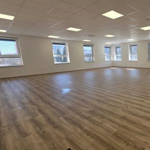 Obrázek k nemovitosti Pronájem obchodní prostory 100m2